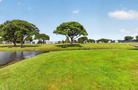 Tiny photo for 265 Burgundy #F, Delray Beach, FL 33484 (MLS # B26038693)