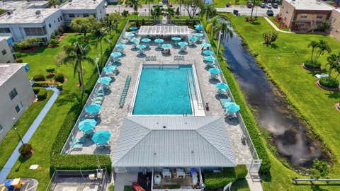 Tiny photo for 265 Burgundy #F, Delray Beach, FL 33484 (MLS # B26038693)