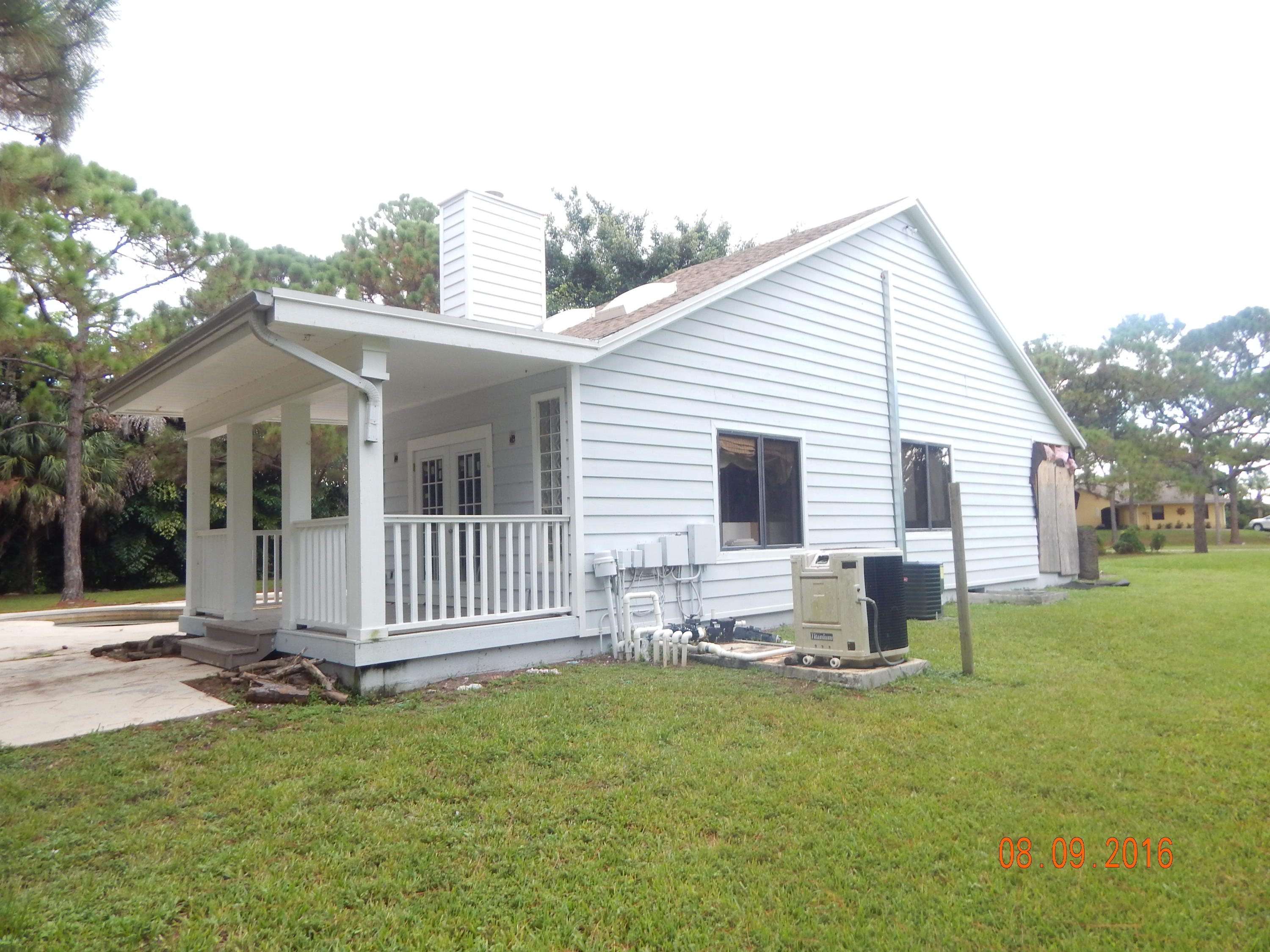 Palm Beach Country Estates - Residential