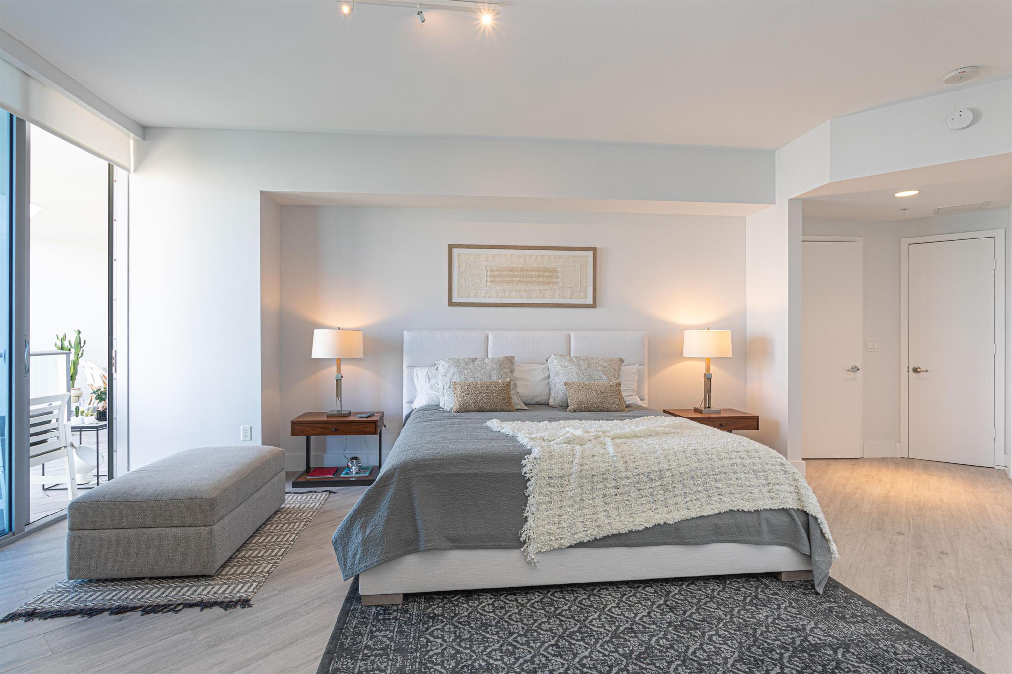 MARINA PALMS RESIDENCES N - Residential