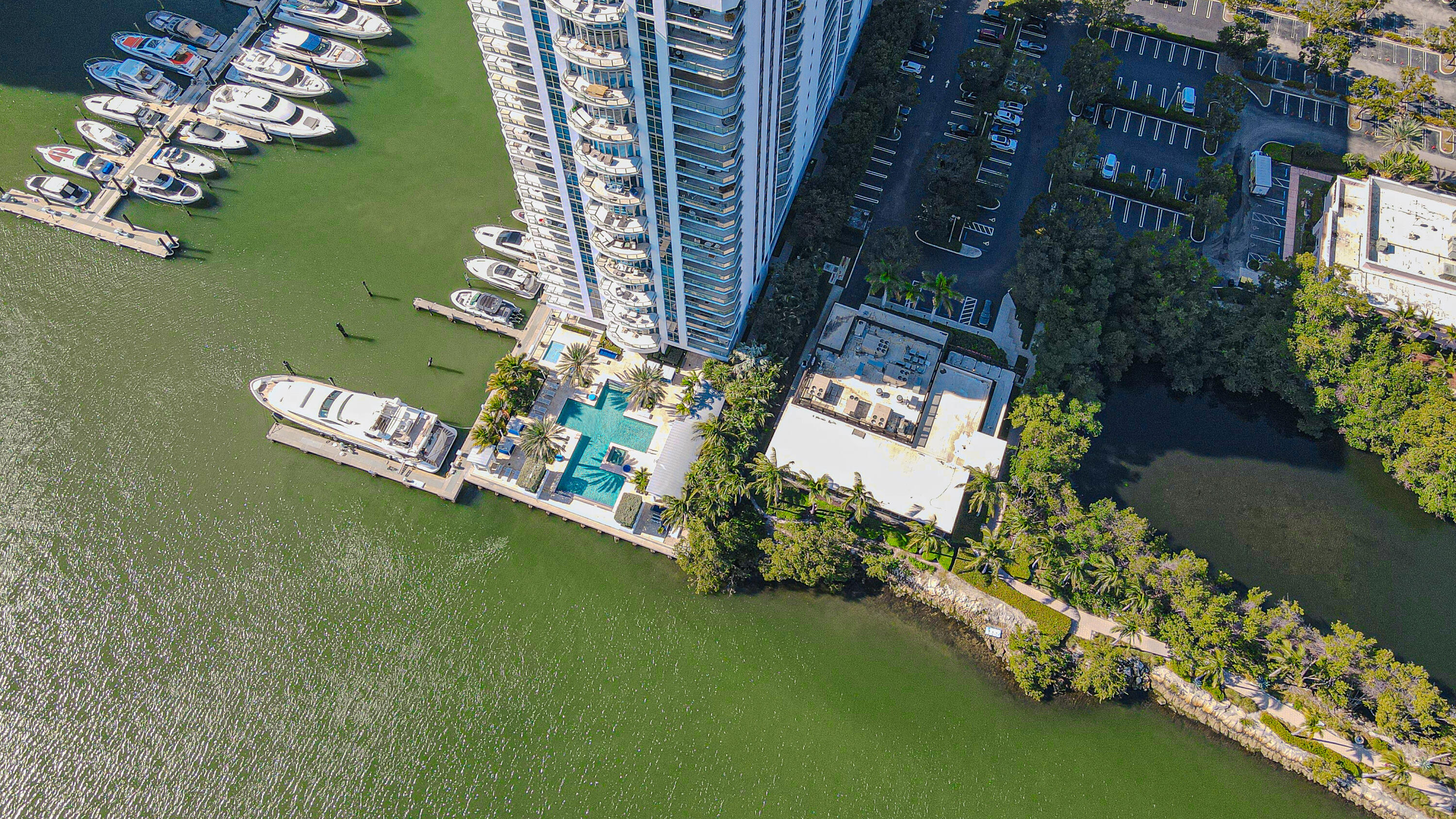 MARINA PALMS RESIDENCES N - Residential