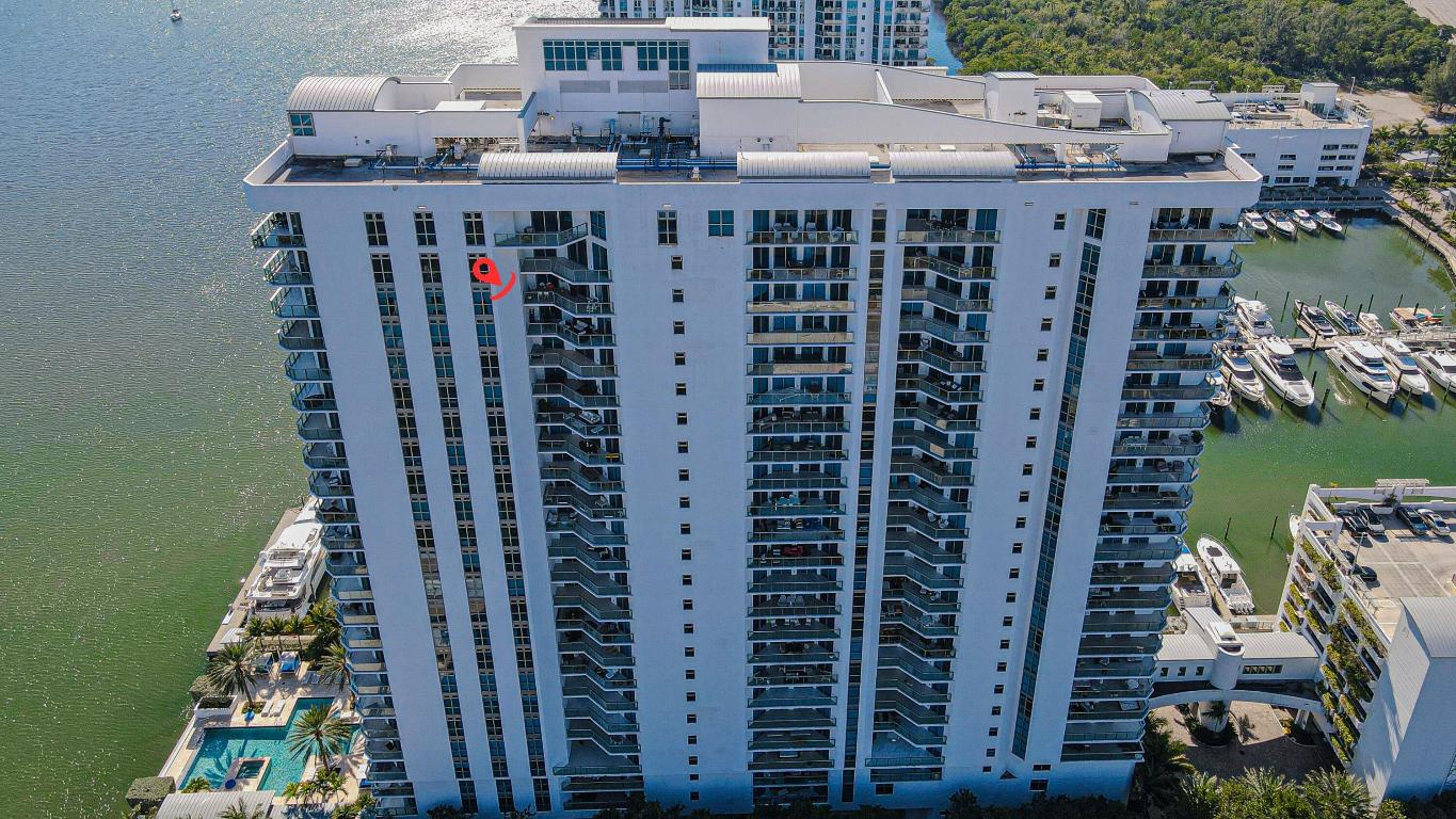 MARINA PALMS RESIDENCES NORTH CONDO - Residential