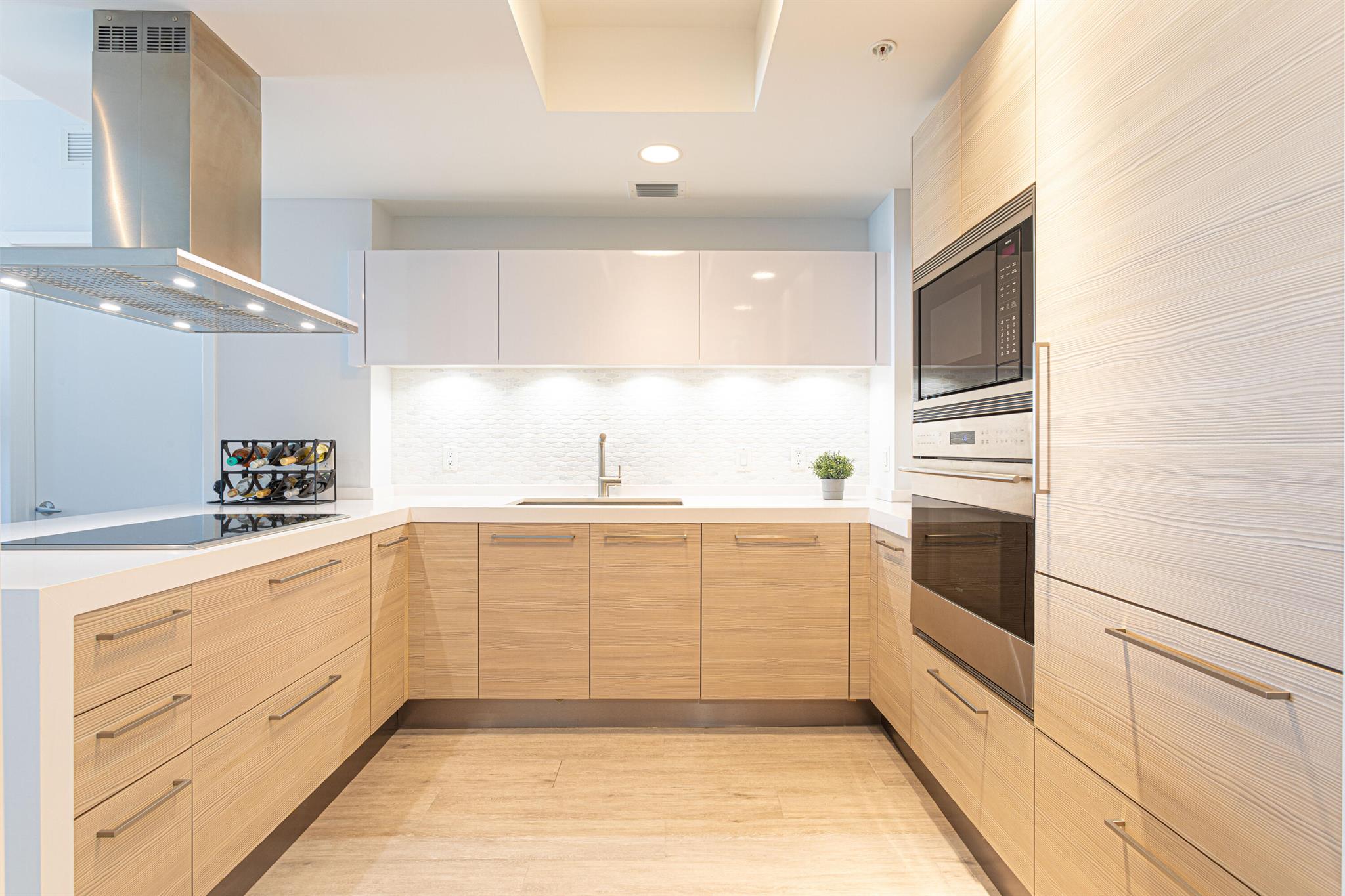 MARINA PALMS RESIDENCES N - Residential