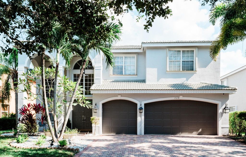 Photo of 15638 Messina Isles Court, Delray Beach, FL 33446 (MLS # R10932486)