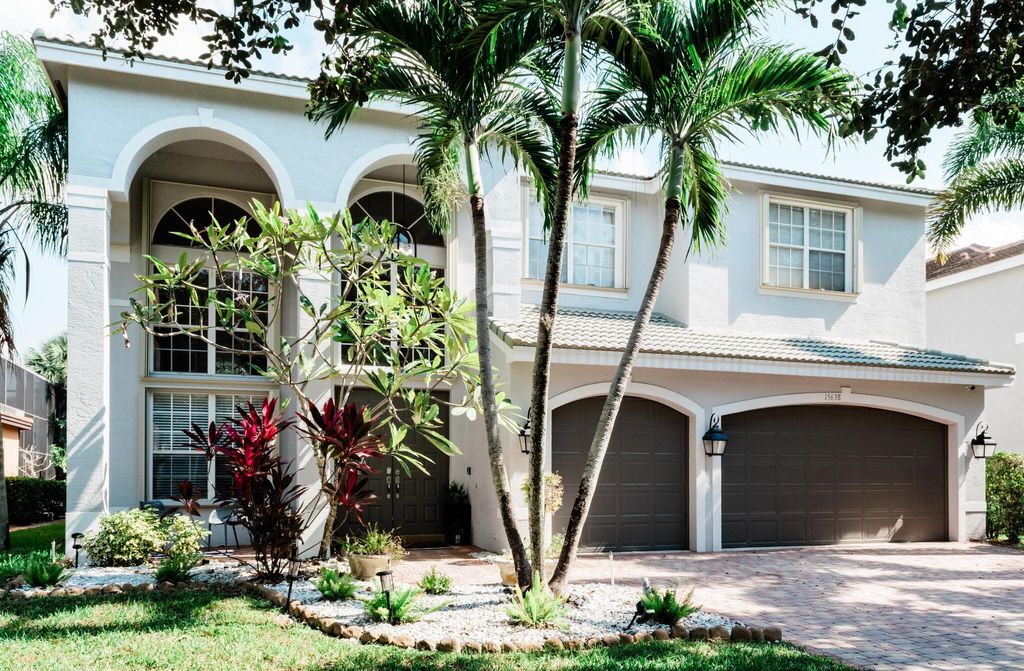 Photo of 15638 Messina Isles Court, Delray Beach, FL 33446 (MLS # R10932486)