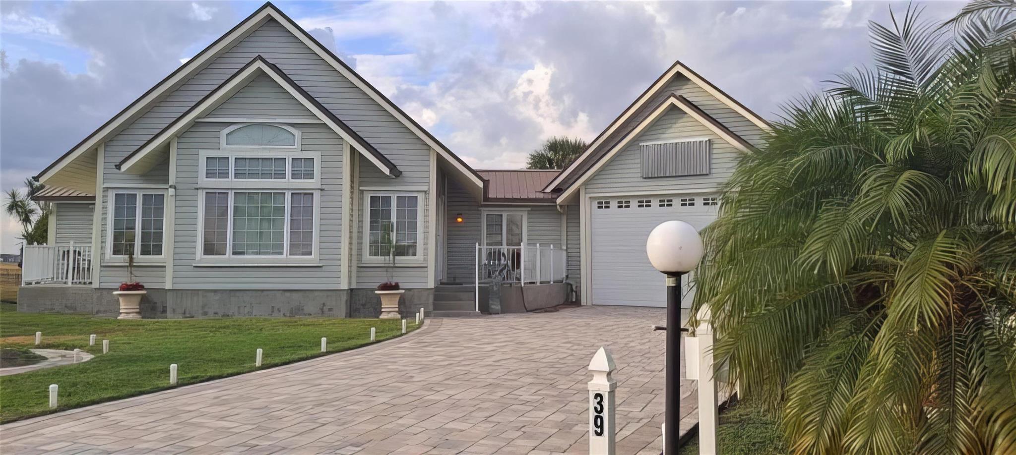 Oasis Village - Residential