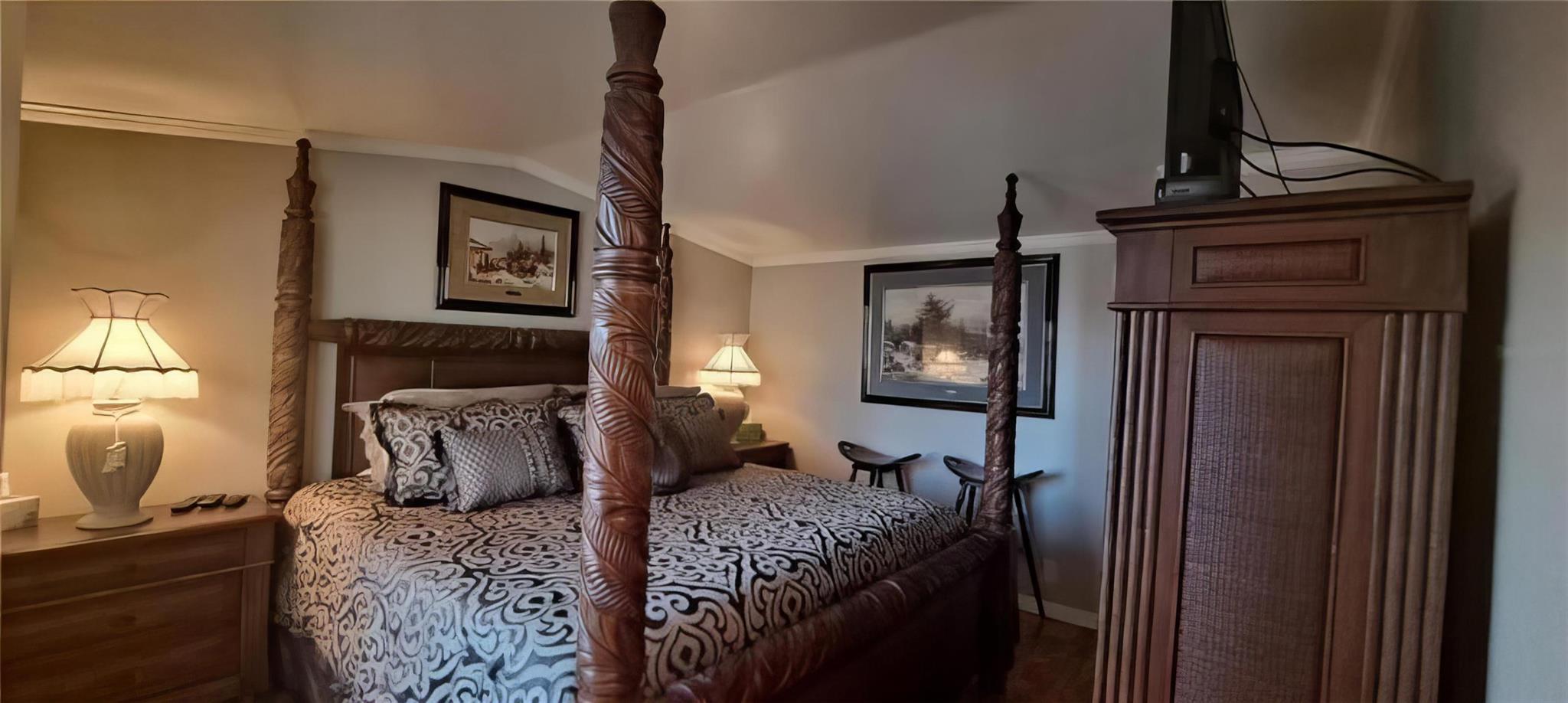 Oasis Village - Residential