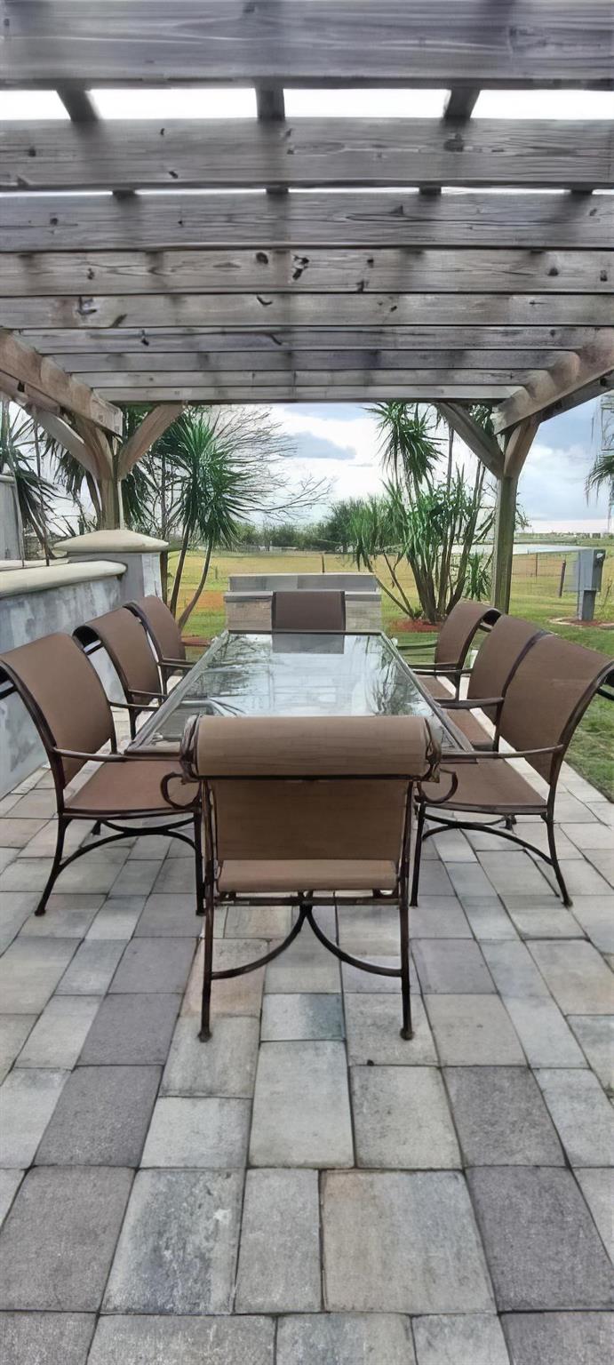 Oasis Village - Residential