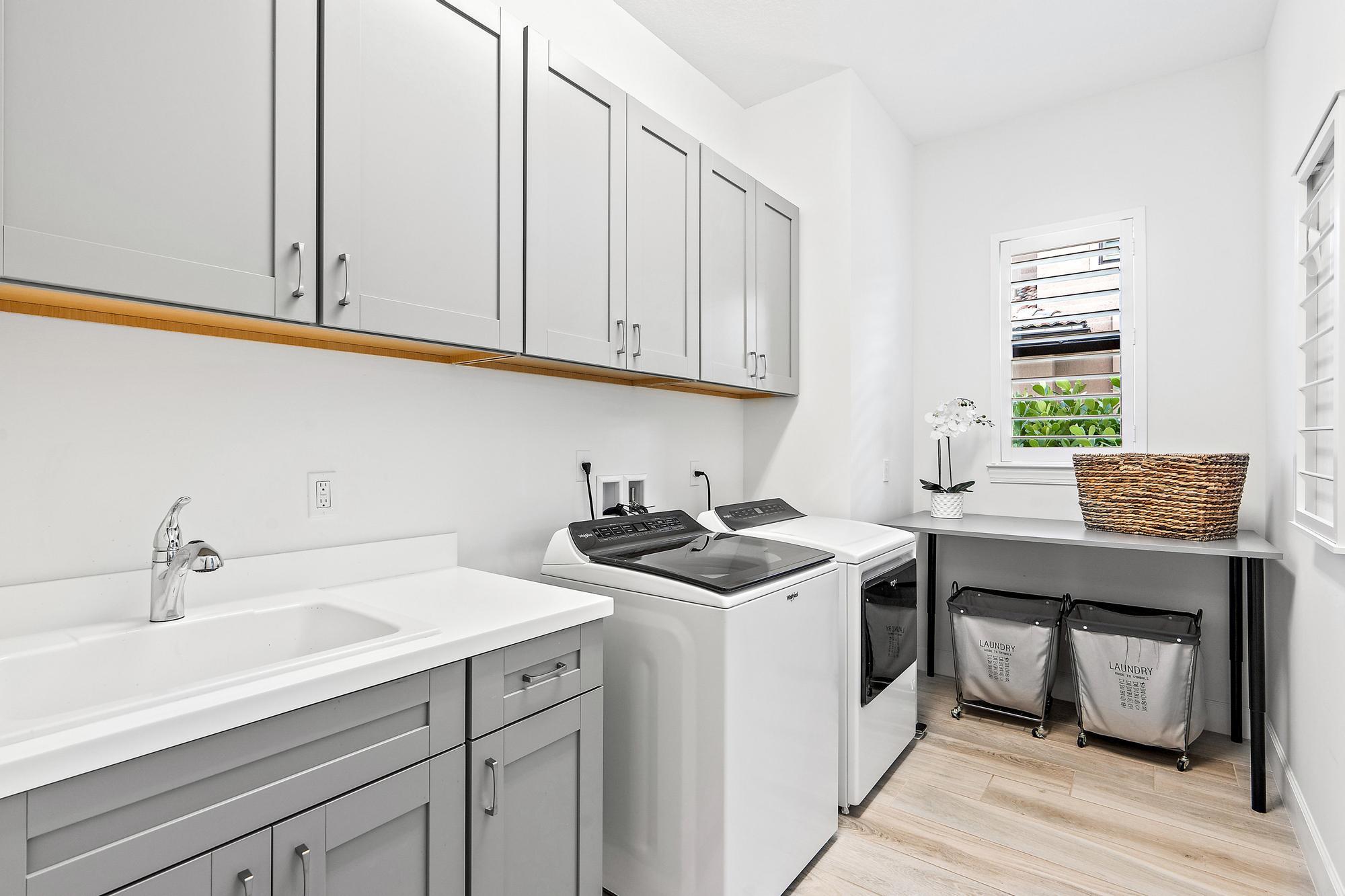 SONOMA ISLES - Residential