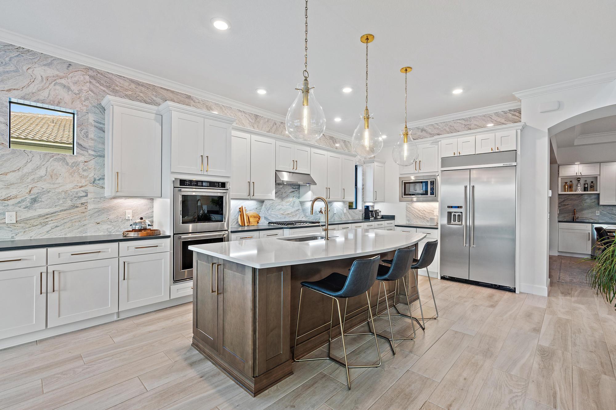 SONOMA ISLES - Residential