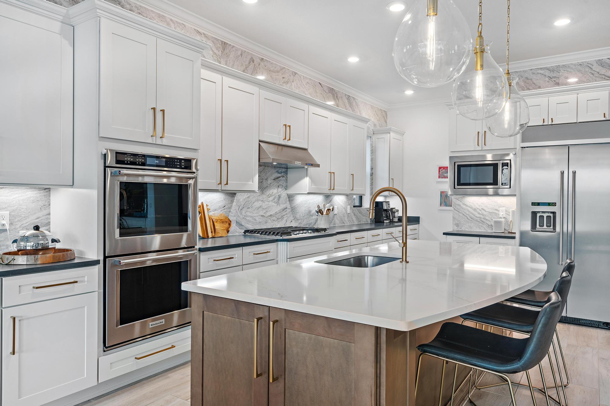 SONOMA ISLES - Residential