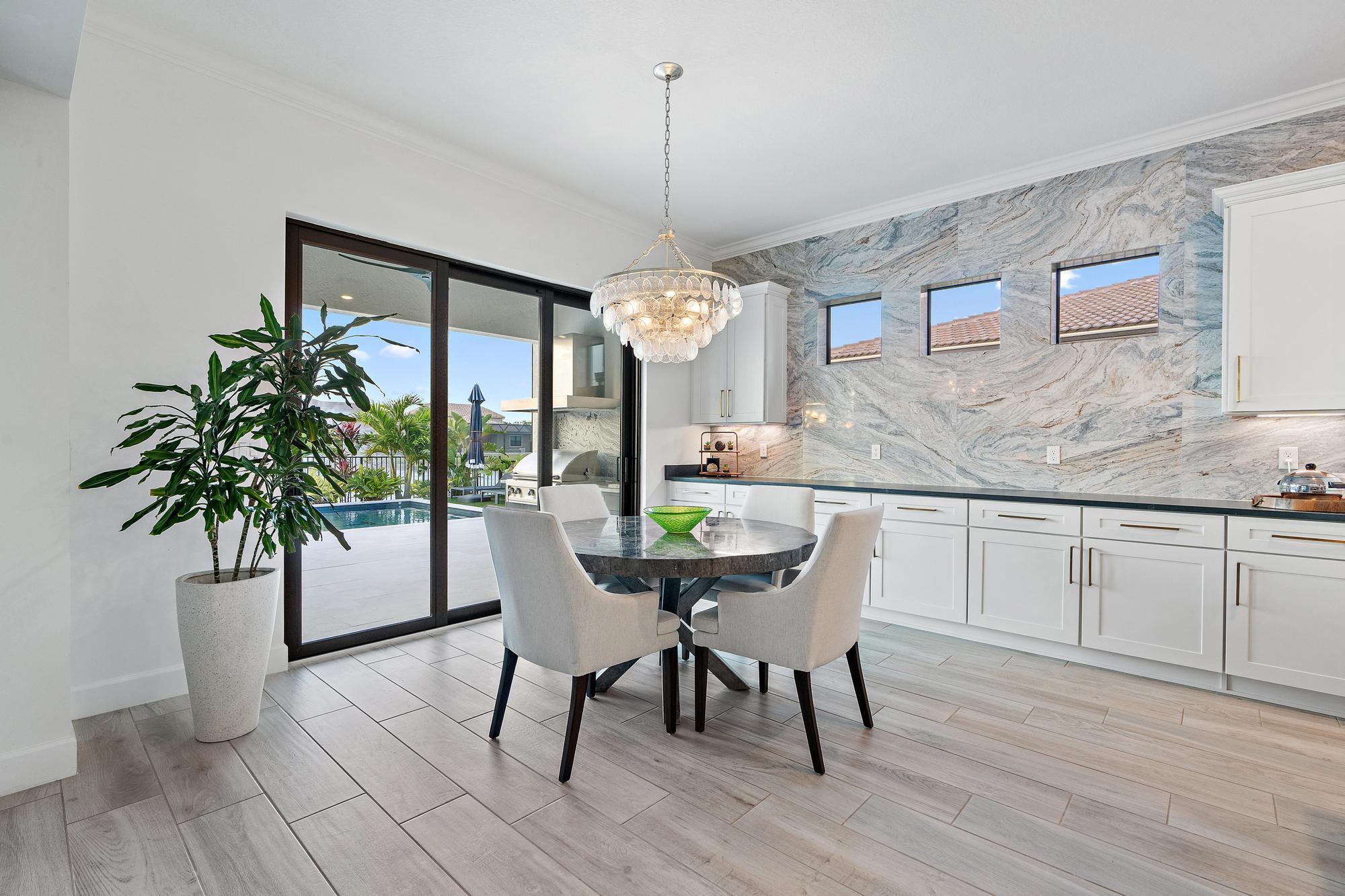 SONOMA ISLES - Residential