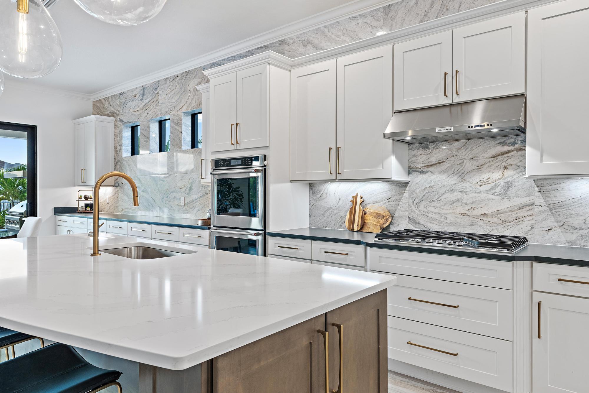 SONOMA ISLES - Residential