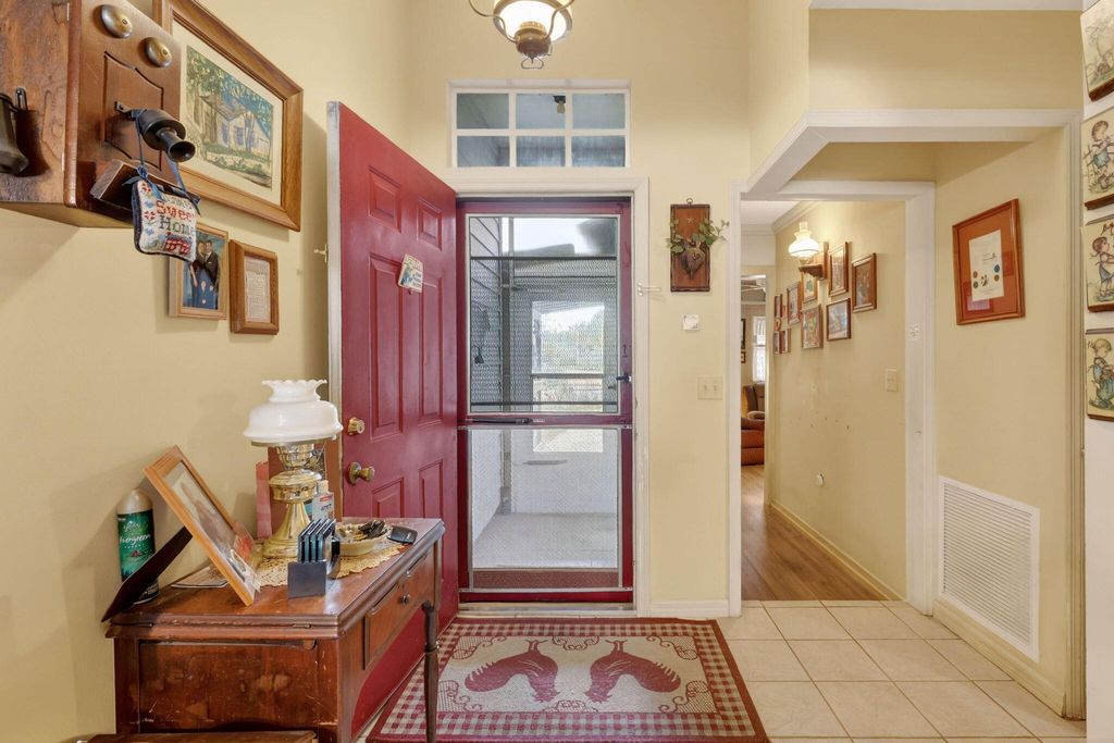 Photo of 8516 99th Court, Vero Beach, FL 32967 (MLS # R11159189)