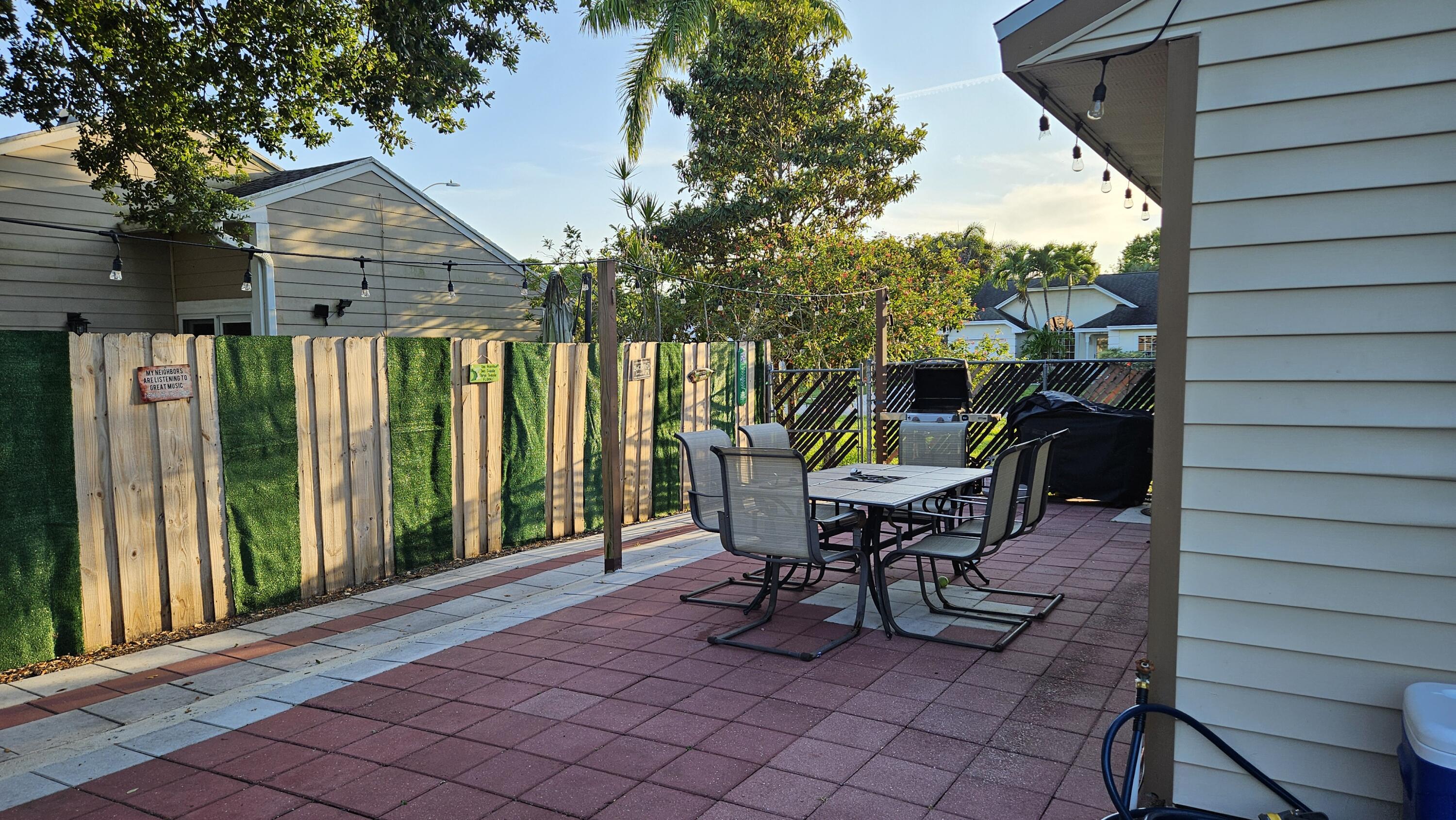 COUNTERPOINT ESTATES 11 - Residential