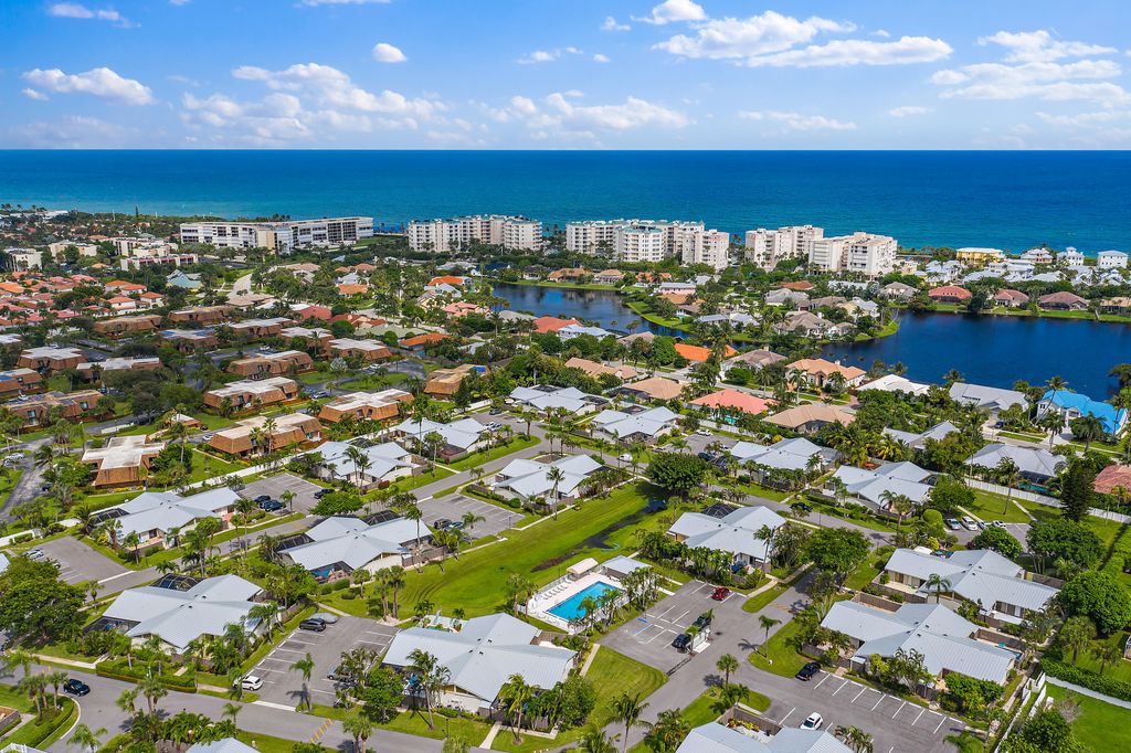 Photo of 1801 S Us Highway 1 #9d, Jupiter, FL 33477 (MLS # B26020489)