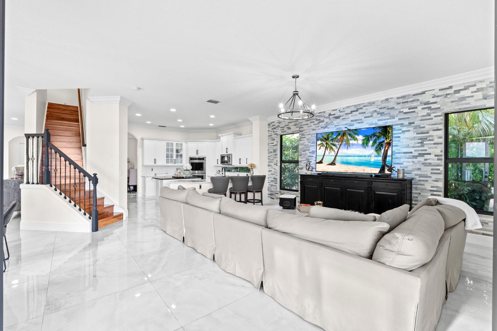 WELLINGTON VIEW - Residential