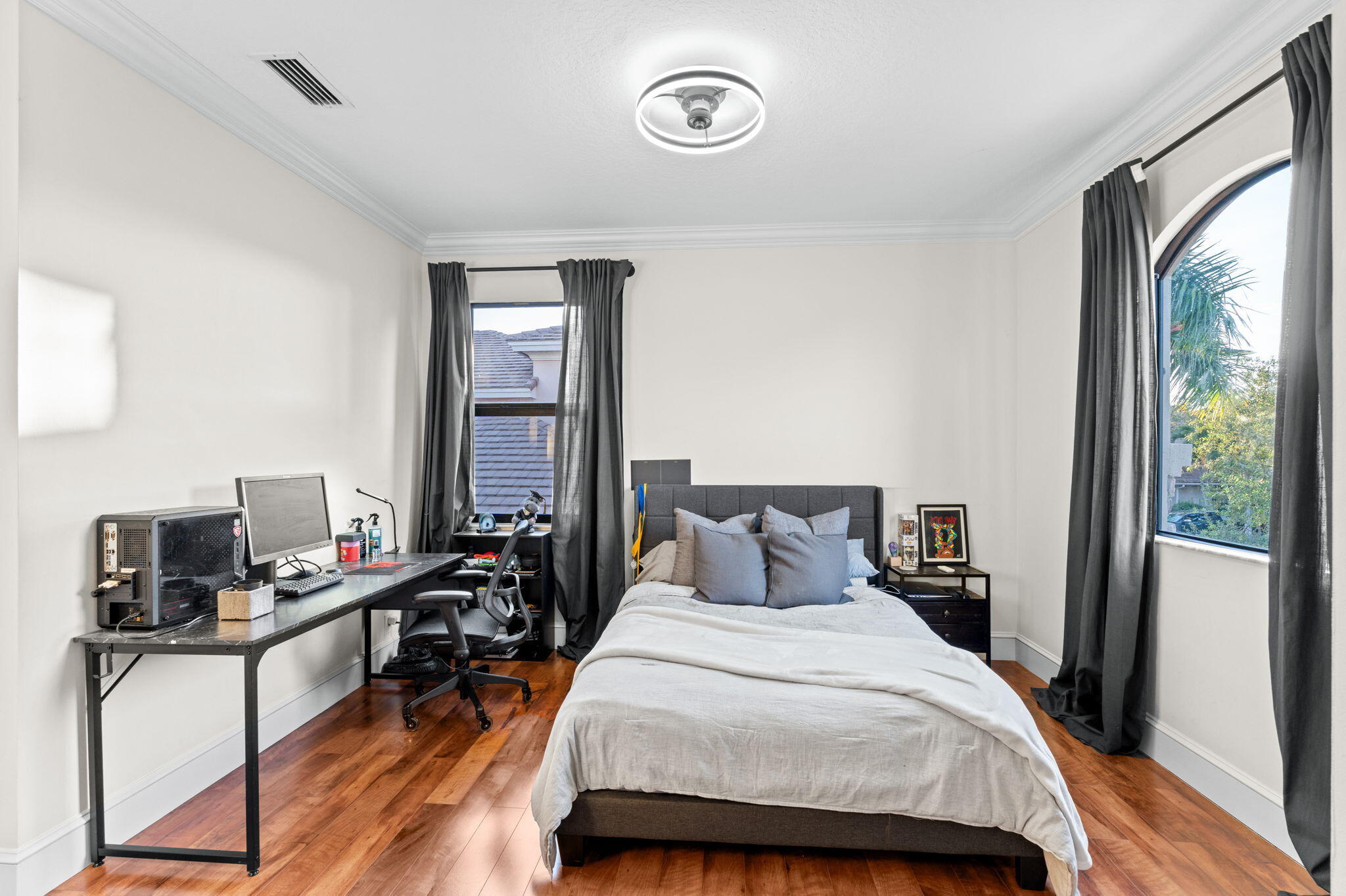 WELLINGTON VIEW - Residential