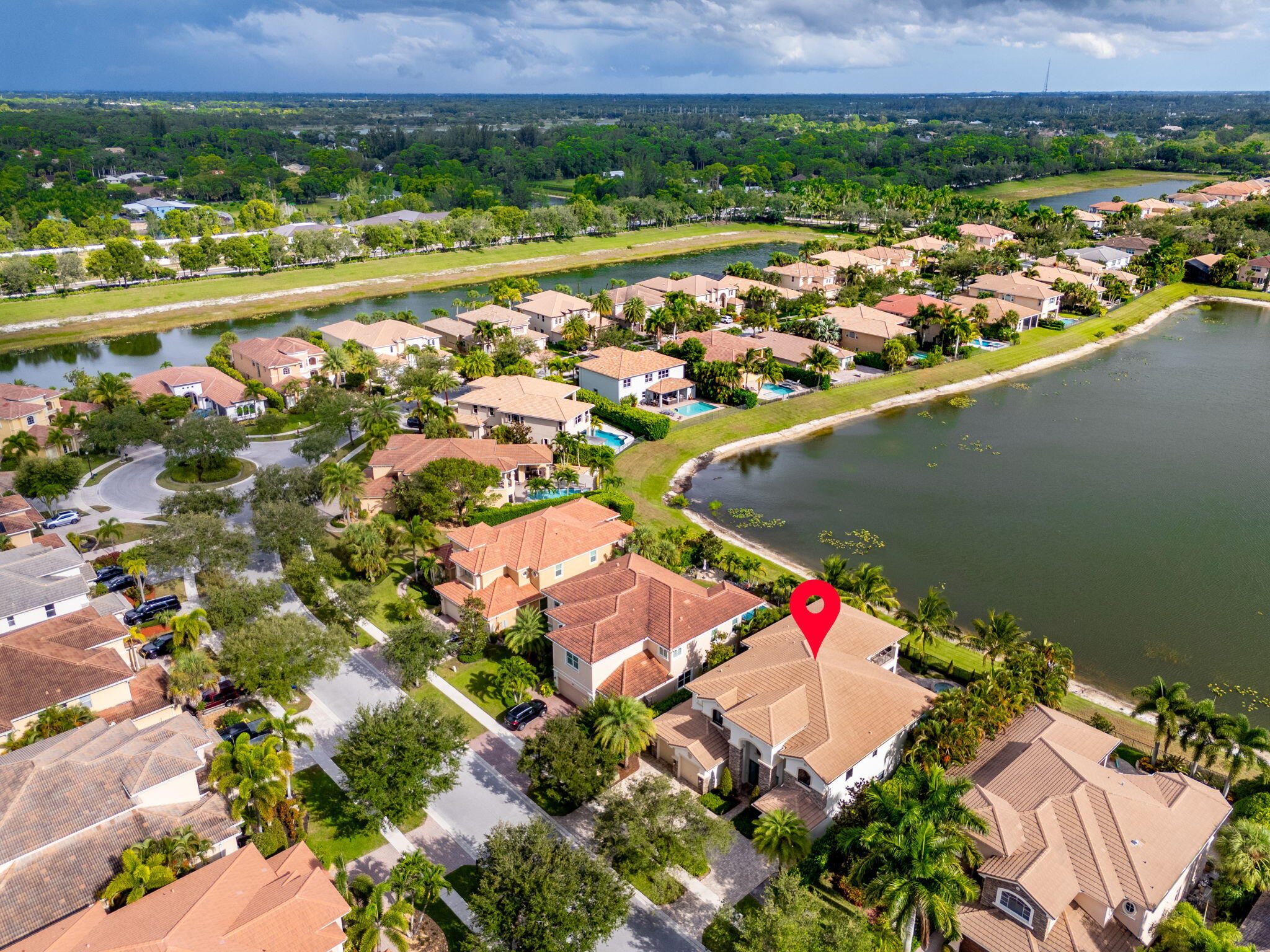 WELLINGTON VIEW - Residential
