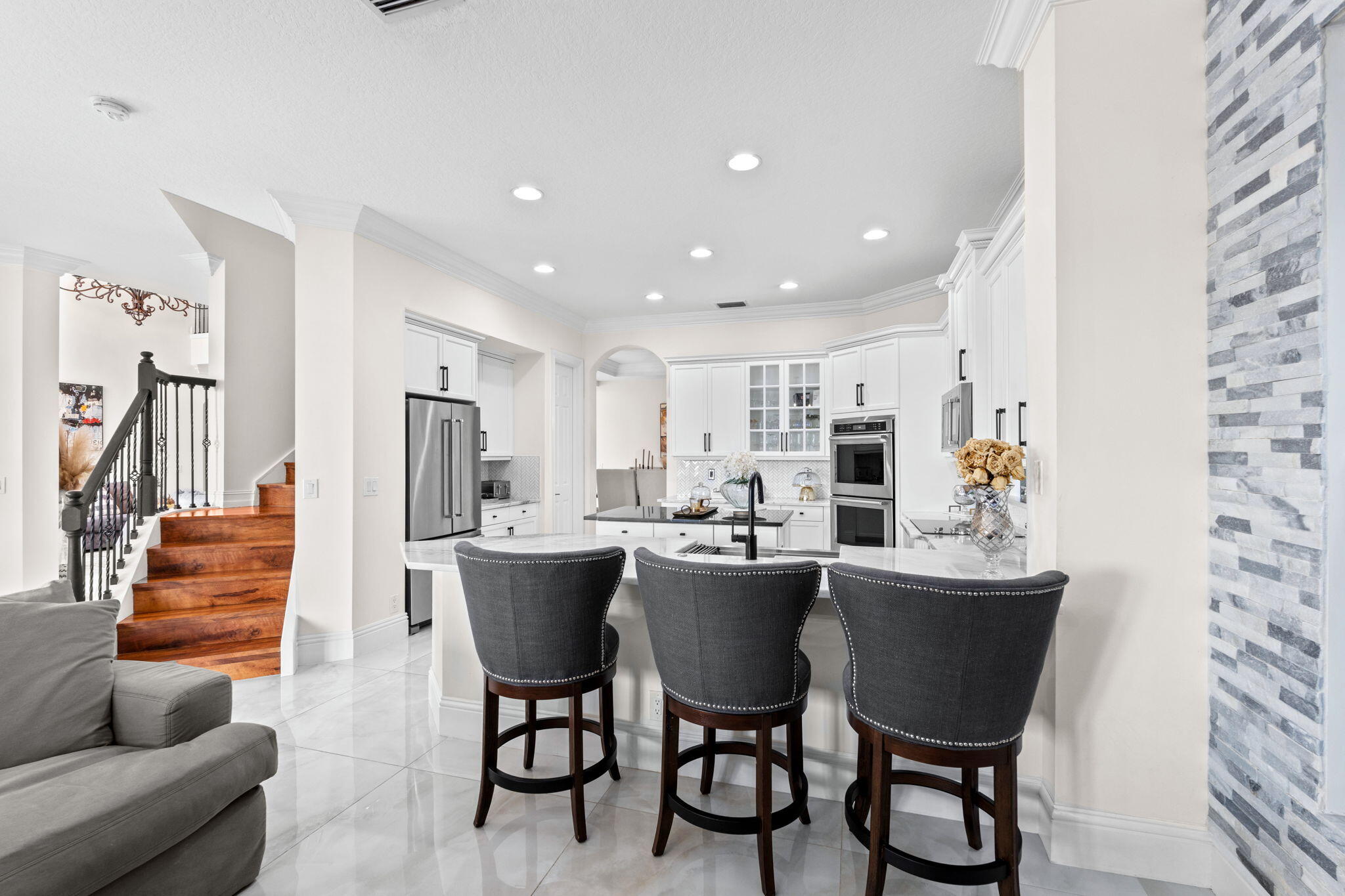 WELLINGTON VIEW - Residential