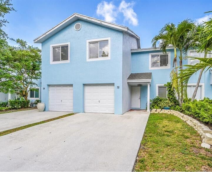 Photo of 72 Fairway Lane, Royal Palm Beach, FL 33411 (MLS # B26039942)