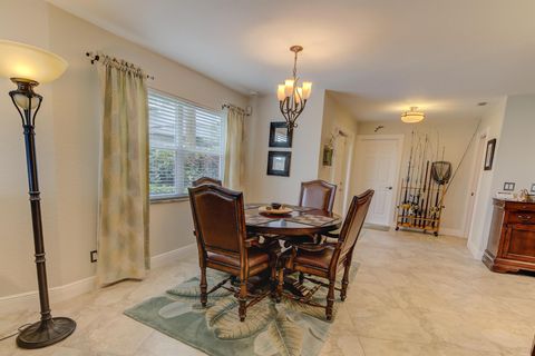 Townhouse in Hutchinson Island FL 2540 Harbour Cove Drive Dr 9.jpg