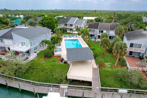 Townhouse in Hutchinson Island FL 2540 Harbour Cove Drive Dr 56.jpg