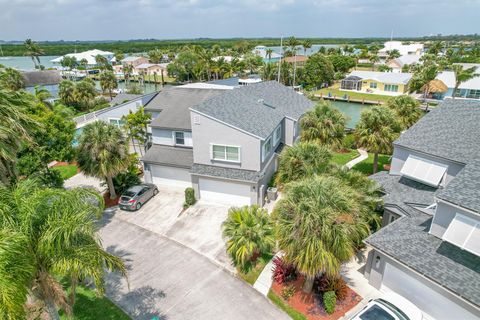 Townhouse in Hutchinson Island FL 2540 Harbour Cove Drive Dr 63.jpg
