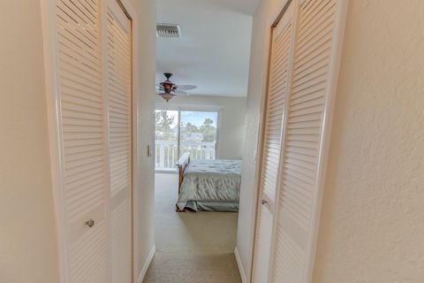 Townhouse in Hutchinson Island FL 2540 Harbour Cove Drive Dr 27.jpg