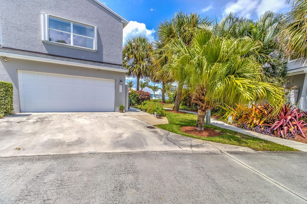 Photo of 2540 Harbour Cove Drive, Hutchinson Island, FL 34949 (MLS # R10986218)