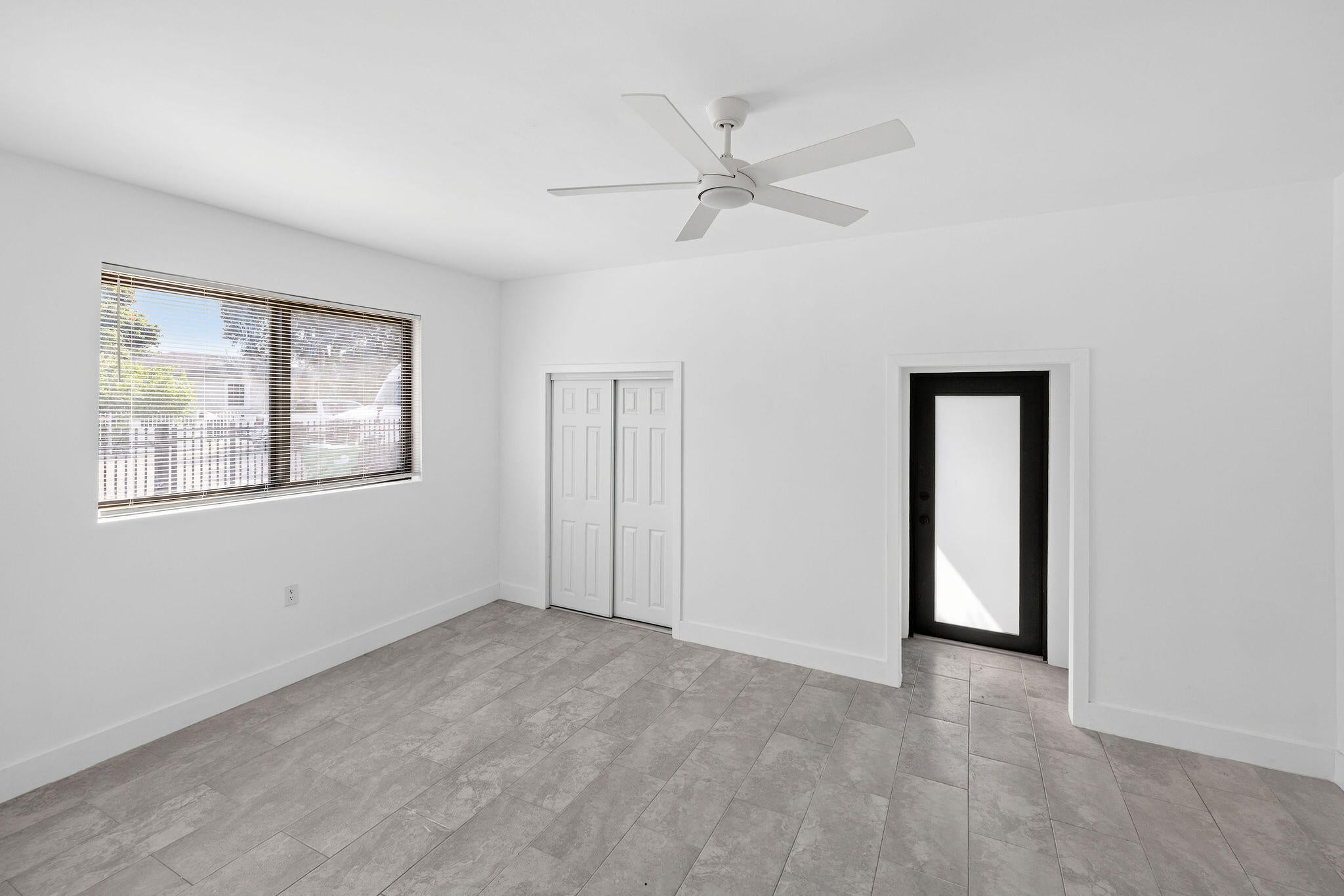 9001 NW 32ND CT Road