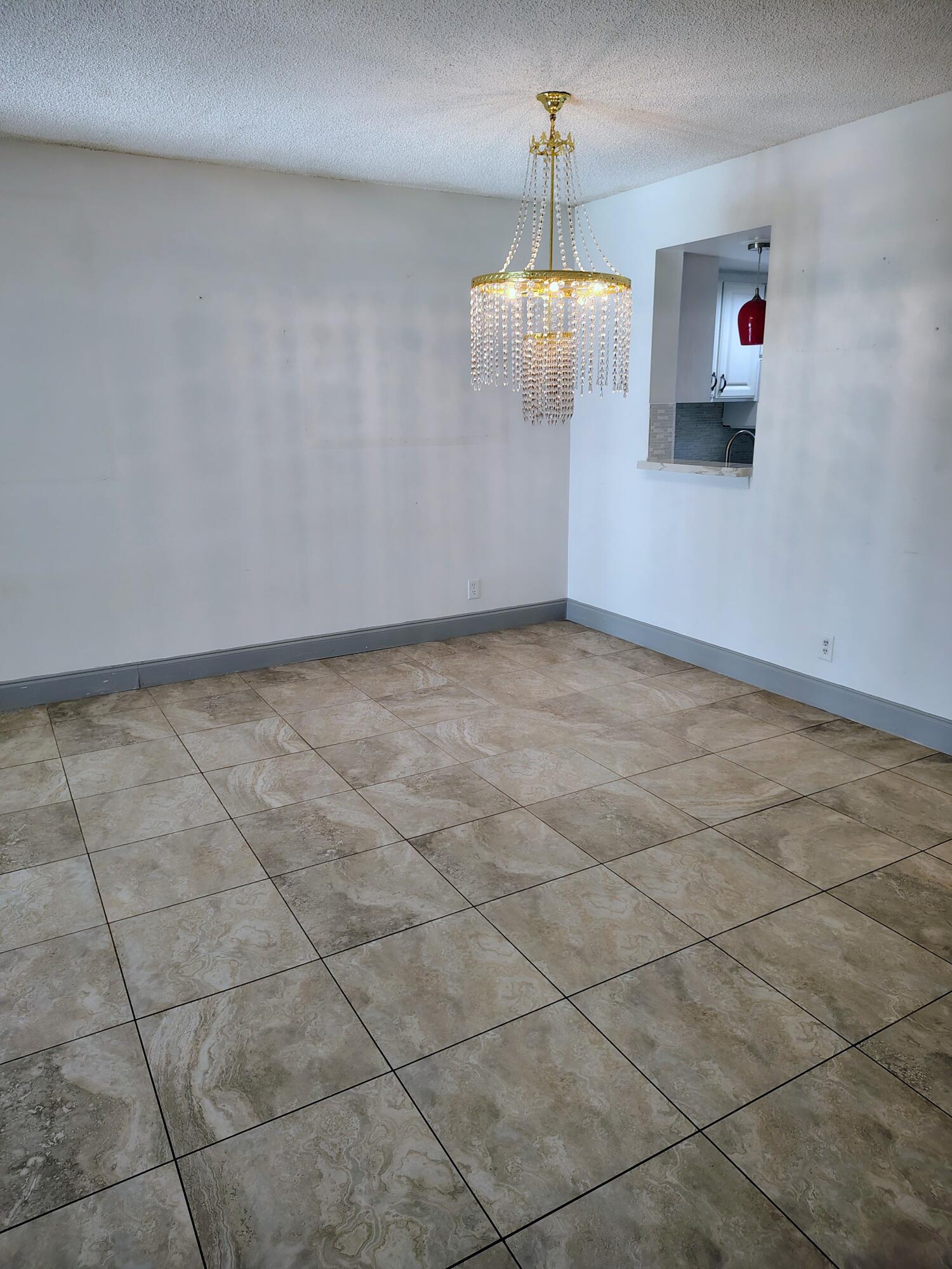 10 OF PALM SPRINGS 2 CONDO - Residential