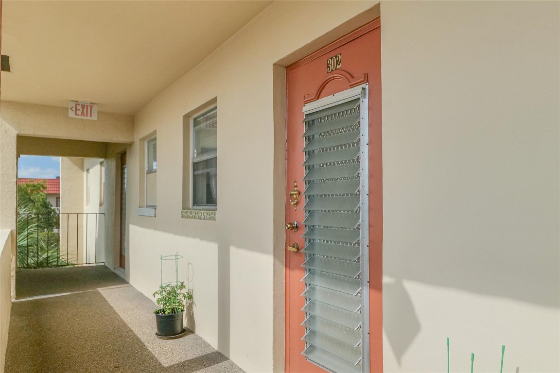 Sunrise Lakes - Residential