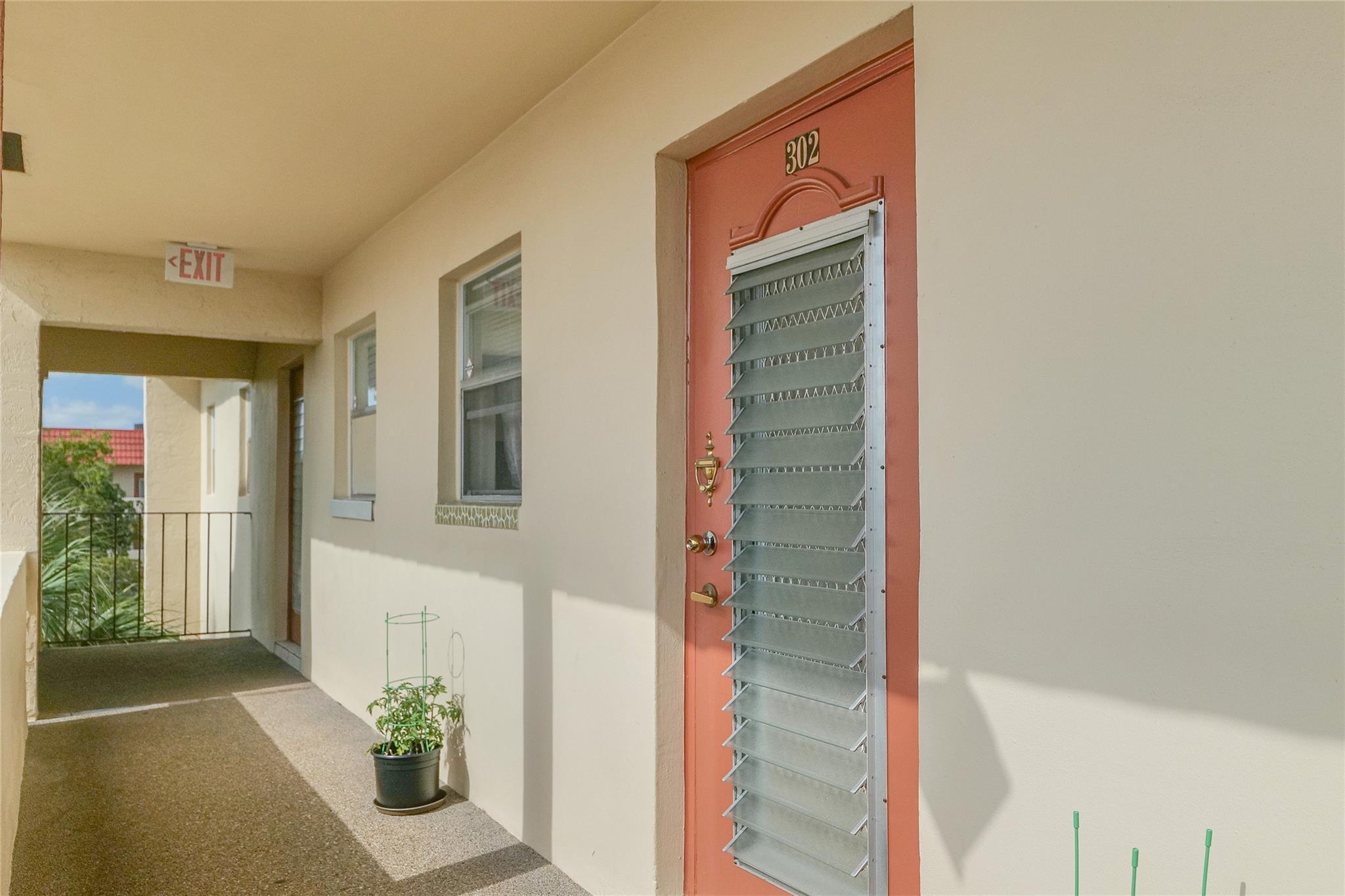 Sunrise Lakes - Residential