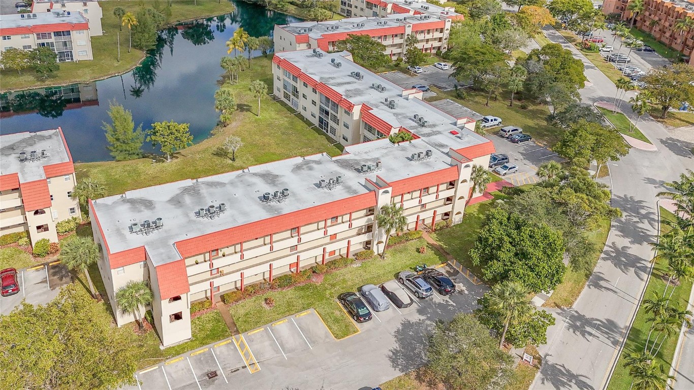 Sunrise Lakes - Residential