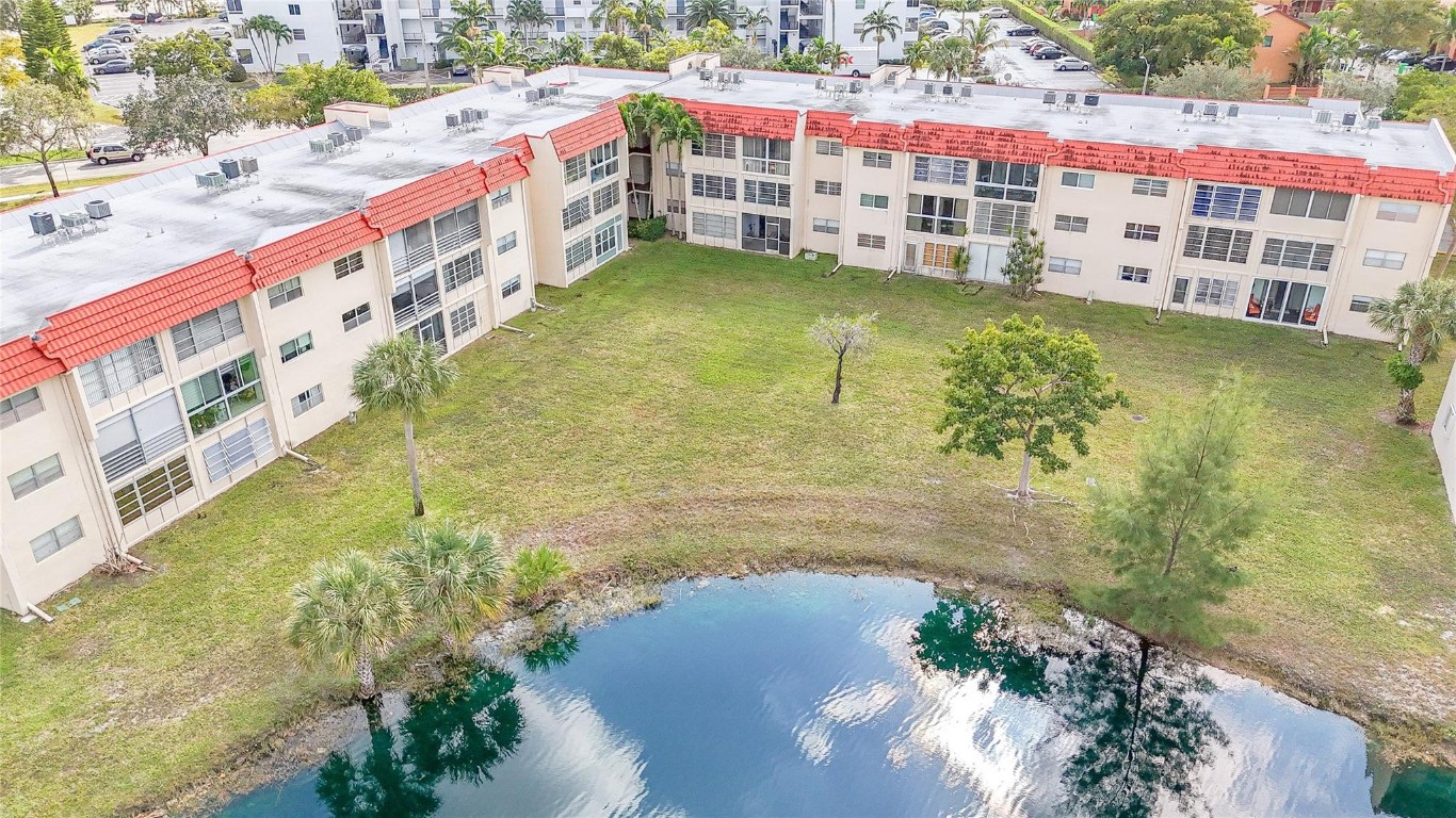 Sunrise Lakes - Residential