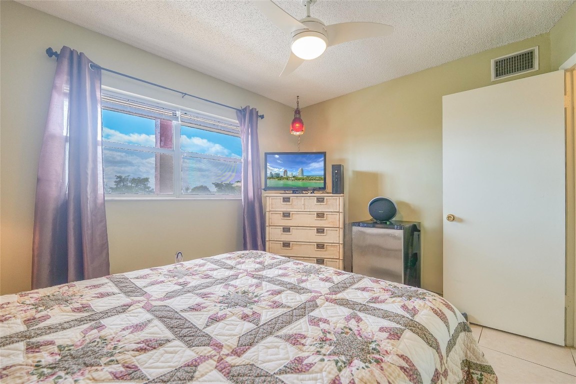 Sunrise Lakes - Residential