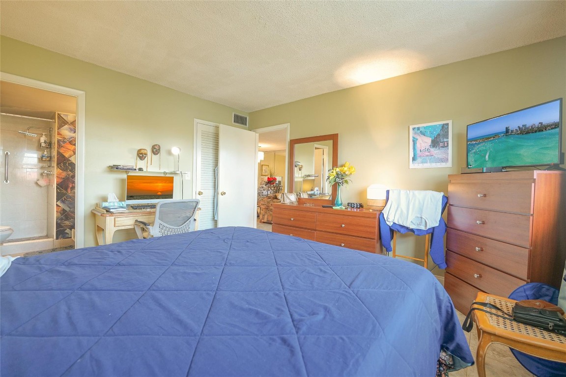 Sunrise Lakes - Residential