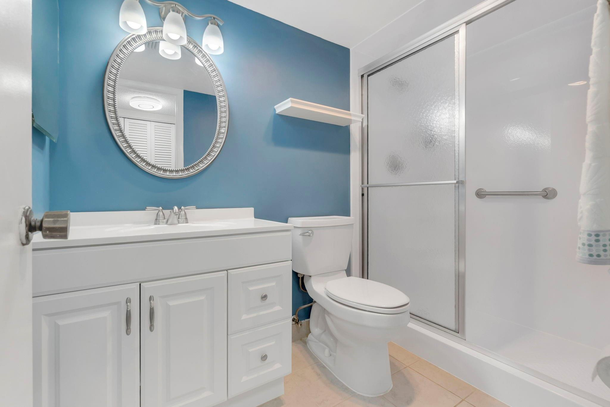 Admiralty Towers - Residential