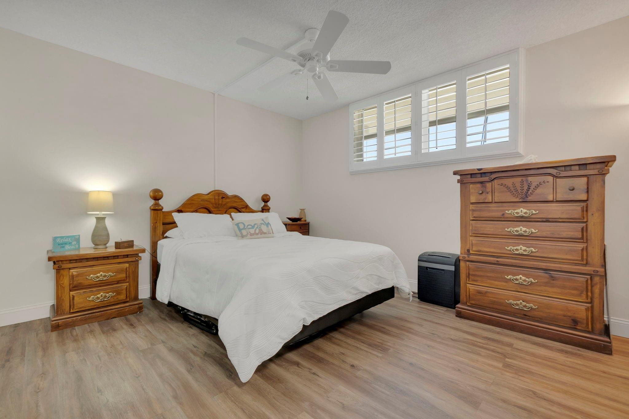 Admiralty Towers - Residential