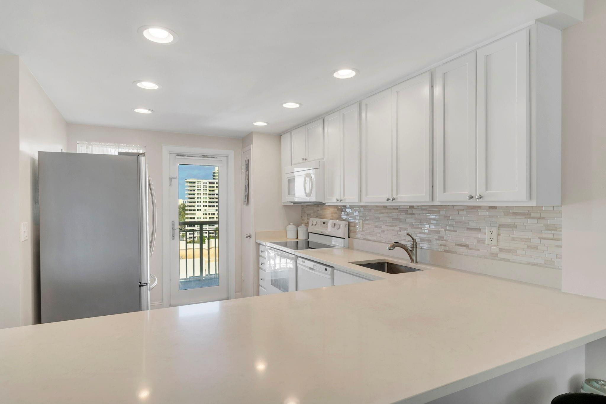 Admiralty Towers - Residential