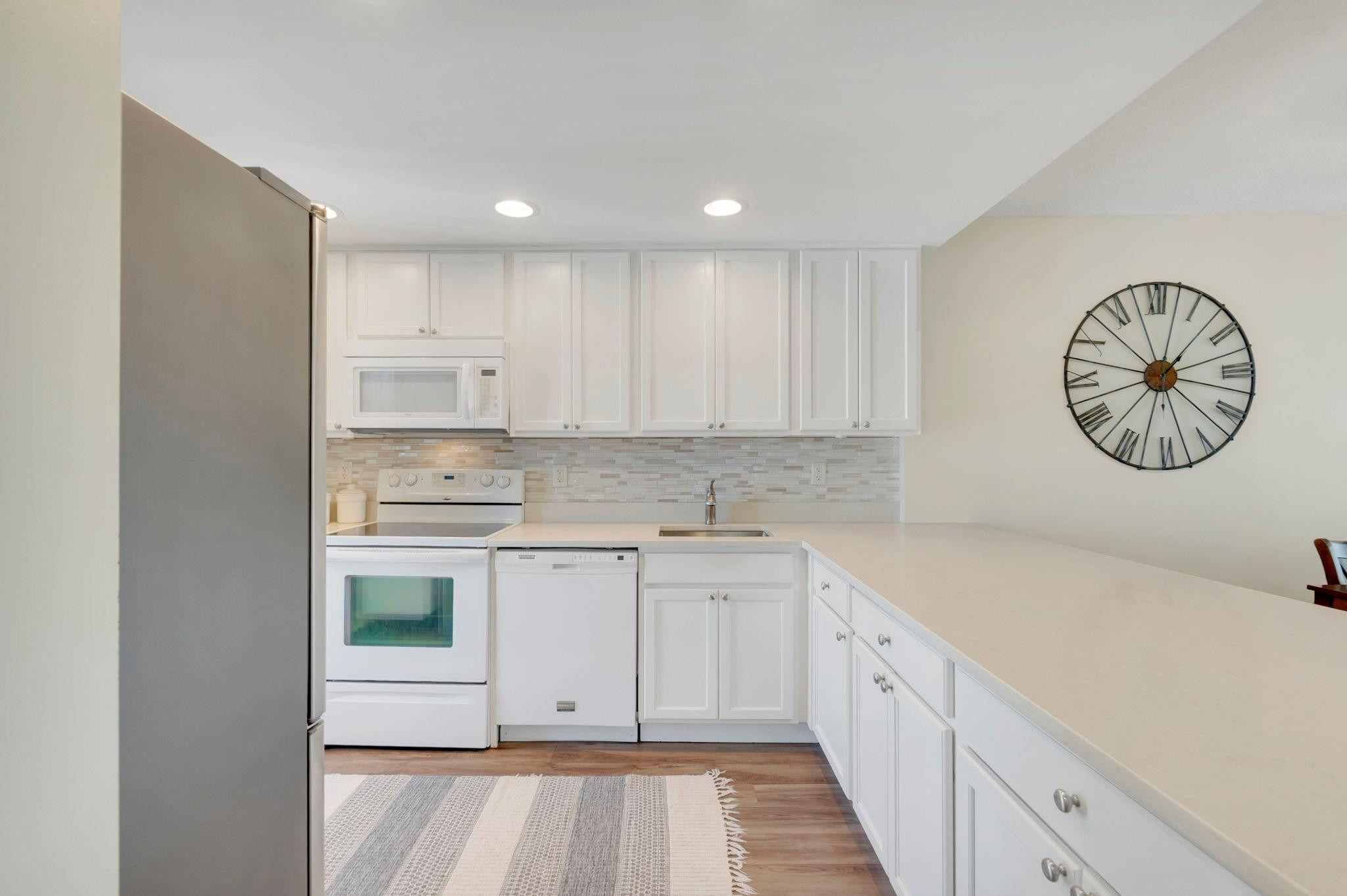 Admiralty Towers - Residential