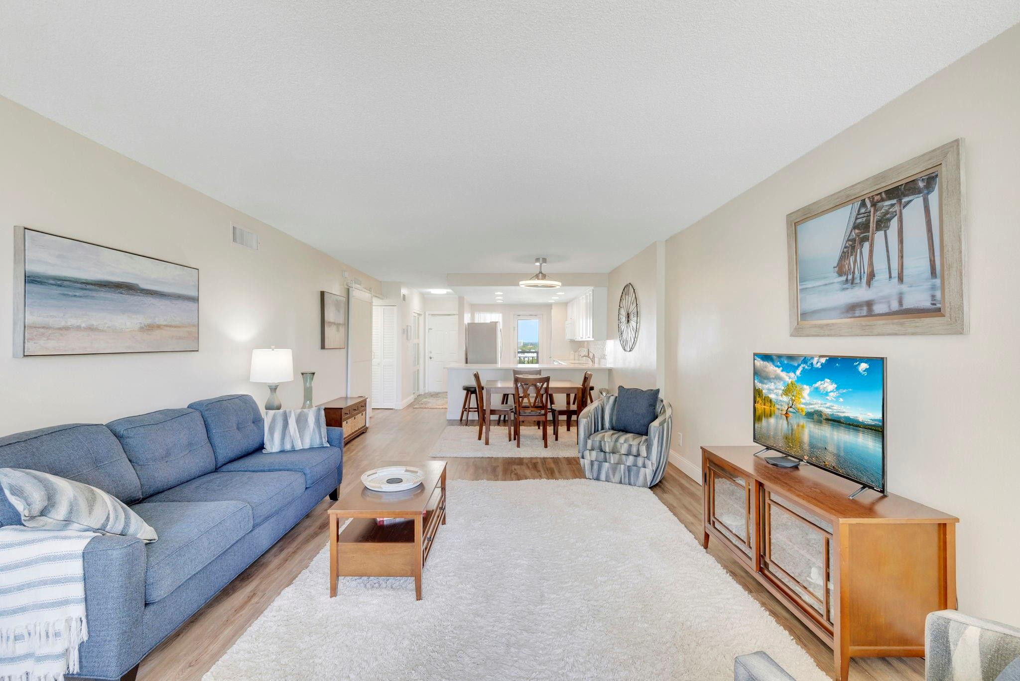 Admiralty Towers - Residential