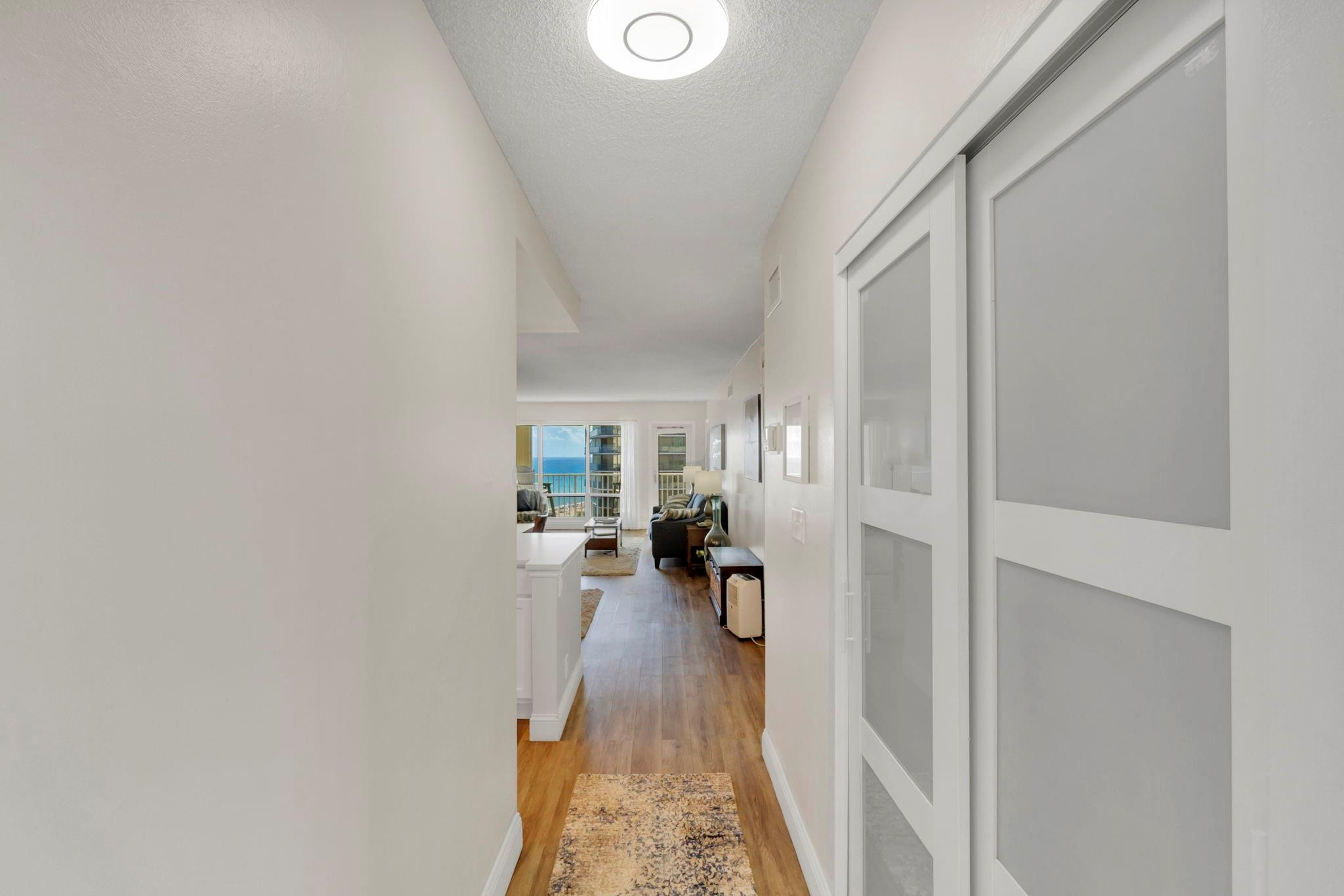 Admiralty Towers - Residential