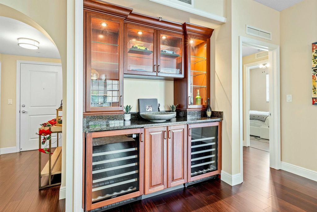 Photo of 225 NE 1st Street #206, Delray Beach, FL 33444 (MLS # R10993480)
