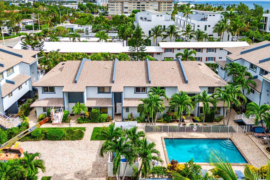 Photo of 3409 SE 8th Street #6, Pompano Beach, FL 33062 (MLS # B26048038)