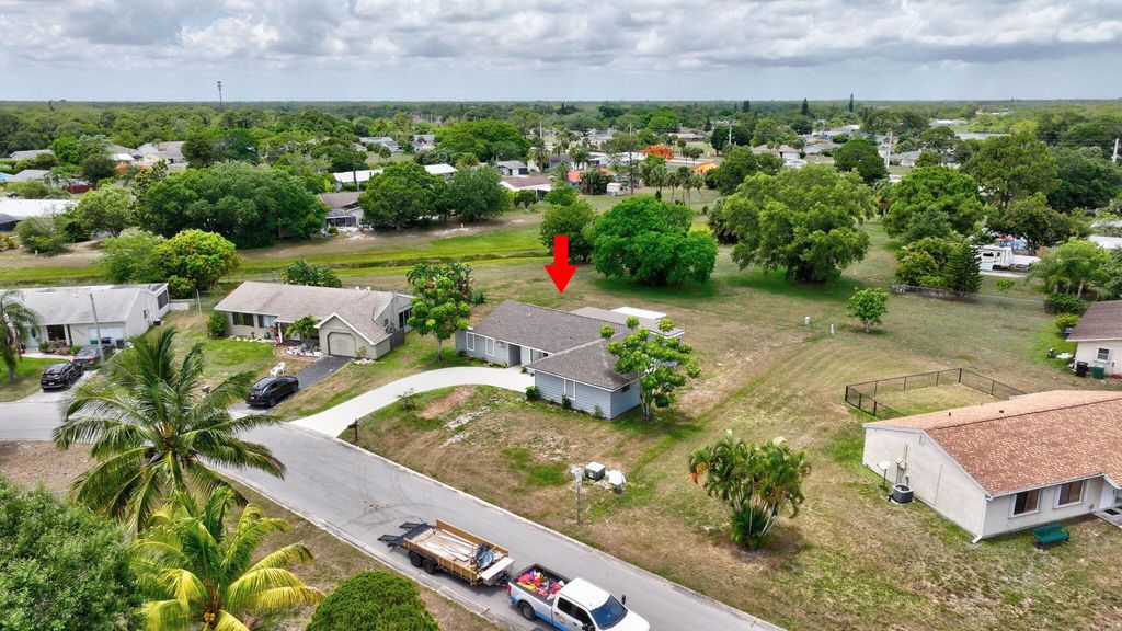 Photo of 1910 SE Avanti Circle, Port Saint Lucie, FL 34952 (MLS # R10994489)