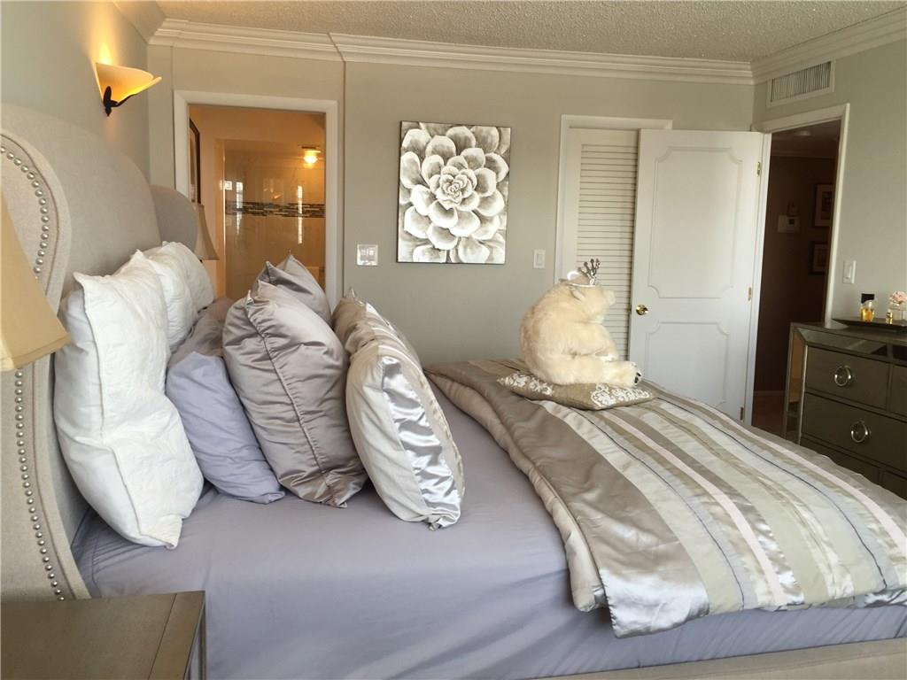 JAMAICA HOUSE - Residential