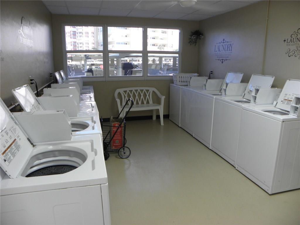 JAMAICA HOUSE - Residential