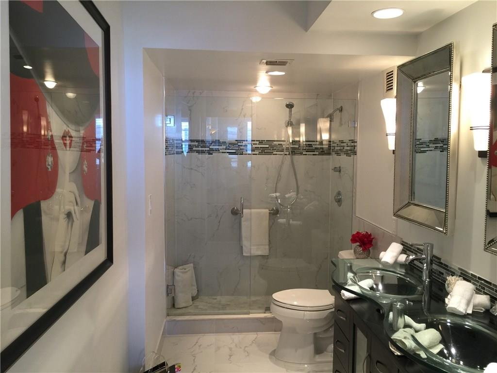 JAMAICA HOUSE - Residential